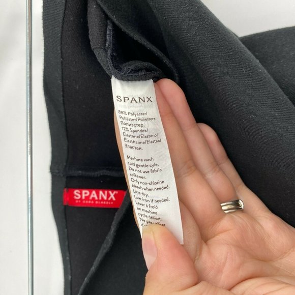 Spanx by Sara Blakely Essential Compressive- size. large - Picture 8 of 9